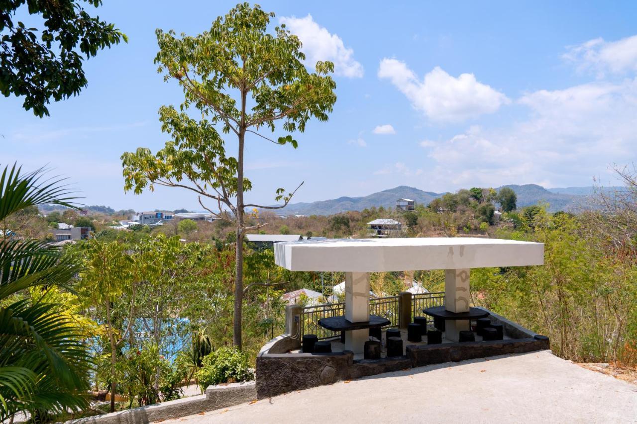 Monte Prundi Hotel Labuan Bajo Exterior foto