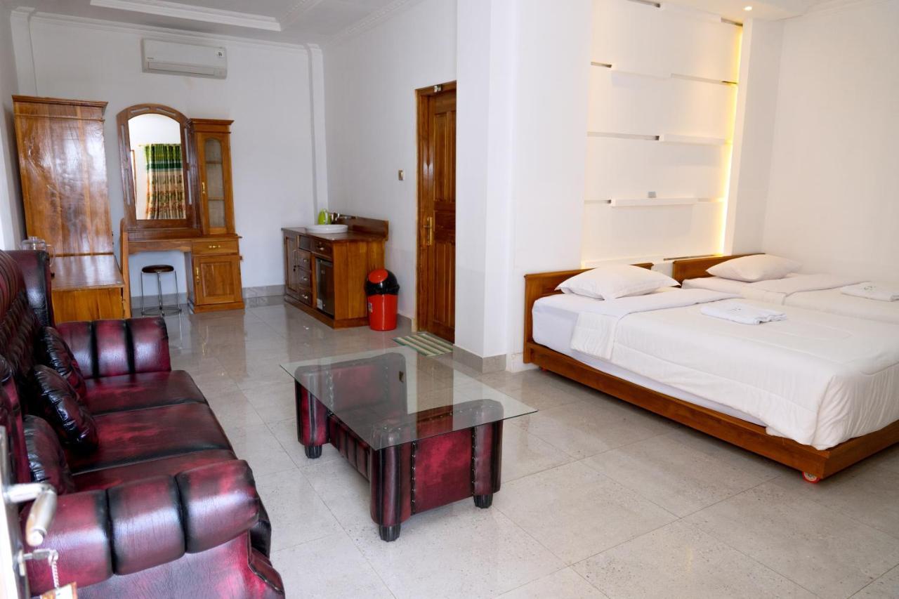 Monte Prundi Hotel Labuan Bajo Exterior foto
